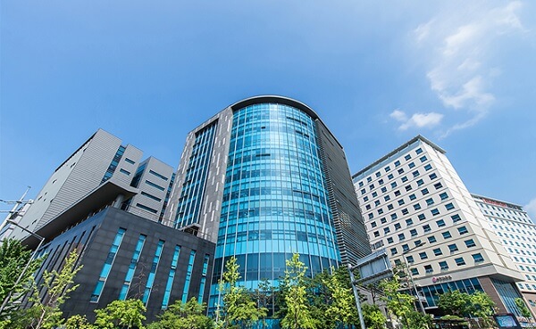 Trường Kinh doanh thuộc trường Đại học Sogang Hàn Quốc