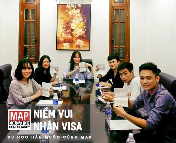 Các bạn du học sinh MAP vừa nhận kết quả đỗ visa du học tại Đại Sứ Quán Hàn Quốc