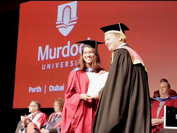 Sinh viên truyền thông Học viện KAPLAN được nhận bằng cấp từ Đại học Murdoch