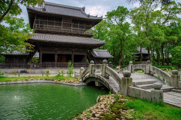 Chùa Shokufuji với lối kiến trúc Nhật cổ xưa
