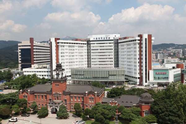 Bệnh viện đại học Seoul cũng hỗ trợ đào tạo ngành y học dành cho sinh viên