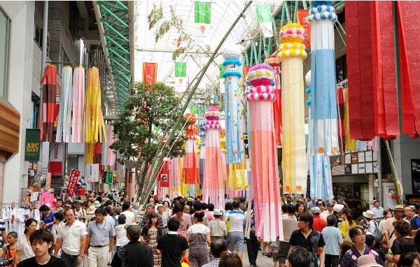 Sinh viên có thể trải nghiệm lễ hội Tanabata khi du học ở Sendai