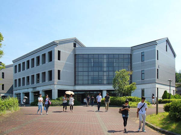 Cơ sở Kashiwara thuộc Osaka Kyoiku University