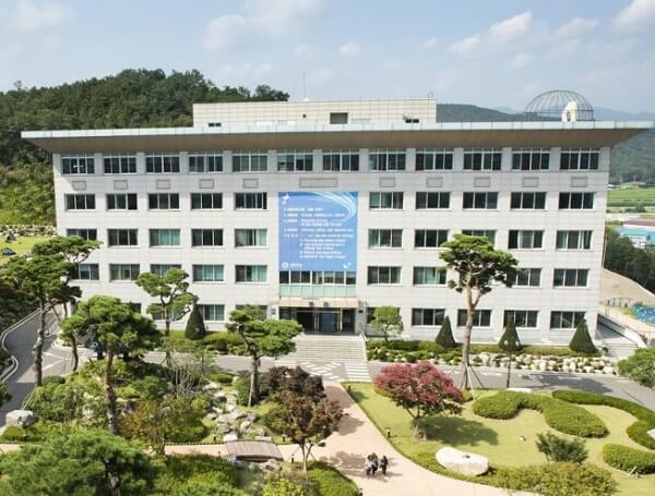 Học xá chính tại trường đại học Seojeong Hàn Quốc