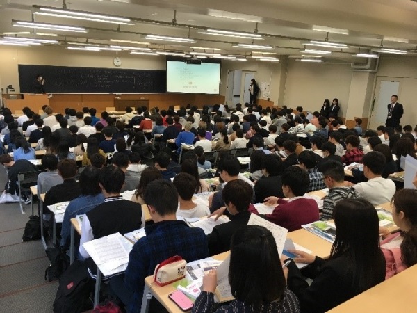 Một giờ học tại trường đại học Daito Bunka Nhật Bản