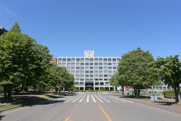 Sapporo University với hơn 50 năm kinh nghiệm đào tạo