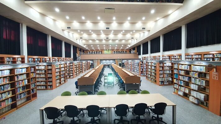 Thư viện thông tin trung tâm tại Trường Jeonbuk Science College