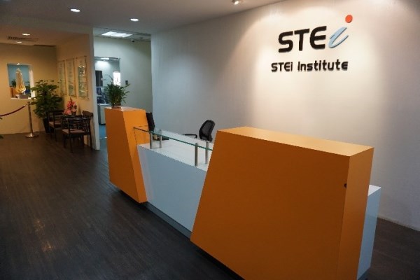 STEi Institute đào tạo từ năm 2009