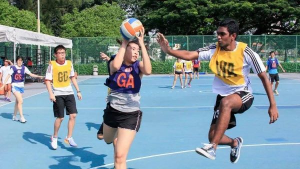 Sinh viên cao đẳng BAC tham gia hoạt động thể thao