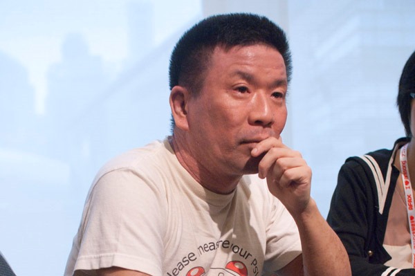 Gen Urobuchi - Tiểu thuyết gia, nhà văn visual novel và nhà biên kịch anime người Nhật