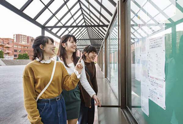 Sinh viên có thể lựa chọn 1 trong 4 khu ký túc xá tại đại học Kyushu Kyoritsu