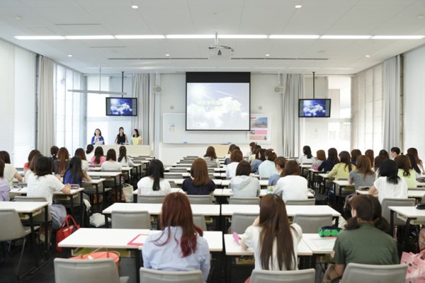 Aichi Shukutoku University từng là trường nữ sinh hàng đầu