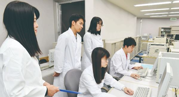 Hokkaido Information University chuyên đào tạo về thông tin học