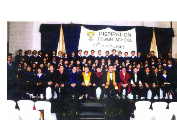 Lễ tốt nghiệp tại trường Quốc tế Thiết kế cảm hứng Singapore