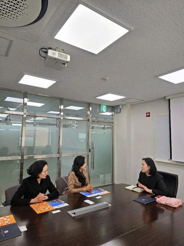 Buổi họp trực tiếp cập nhật chương trình tuyển sinh tại ĐH Korea
