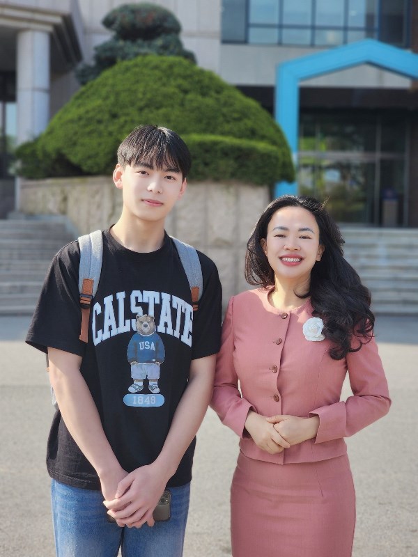 Cựu sinh viên bày tỏ niềm tự hào khi đã cùng MAP nhận visa và được học tập trong môi trường hiện đại tại Đại học Namseoul