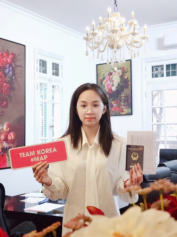 Đinh Thị Yến Nhi đã học tập chăm chỉ và cùng MAP vinh dự nhận visa đến CUK