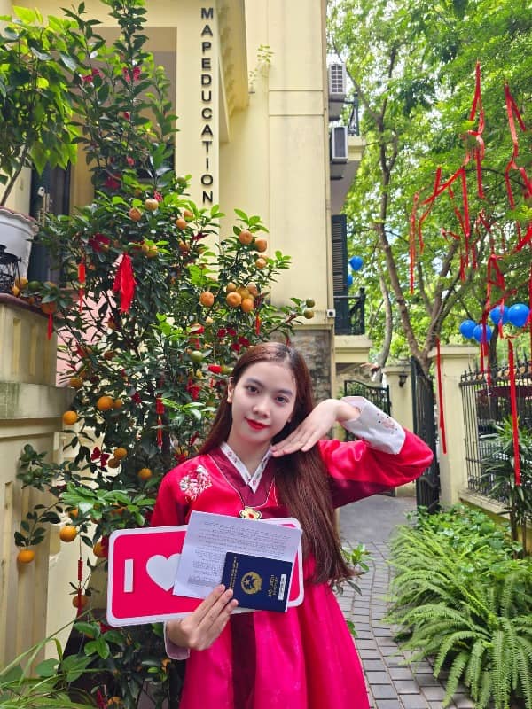 Nguyễn Thị Tố Quyên nhận visa đến trường Kyonggi