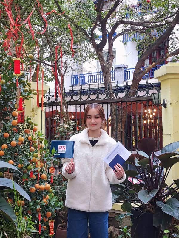 Nguyễn Thu Hà vinh dự nhận visa từ Đại Sứ Quán Hàn Quốc đến Kyonggi University