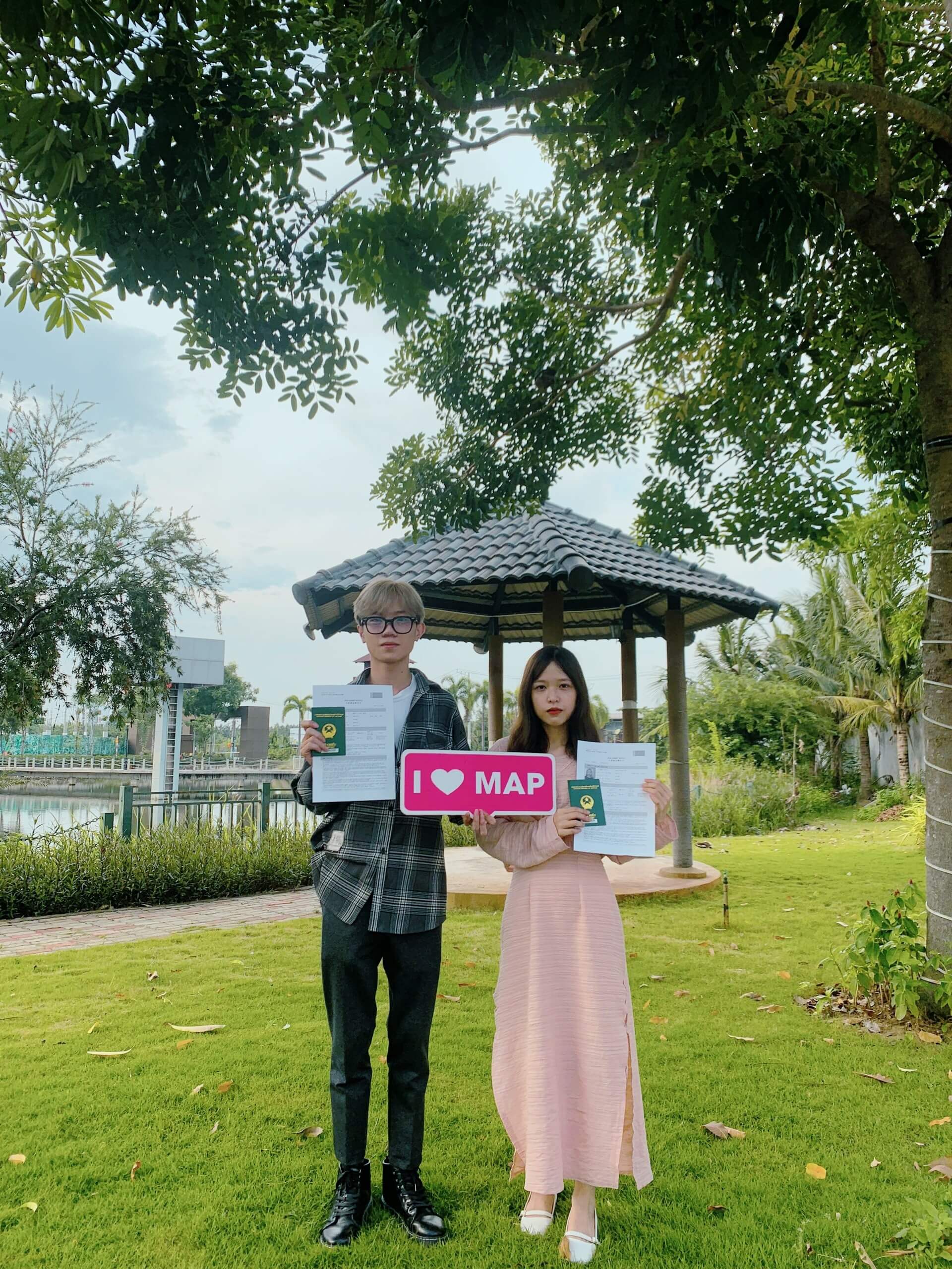 Phan Thọ Mộng Nghi và Nguyễn Lê Nhựt Quang cùng MAP nhận visa du học Hàn Quốc đến ĐH Gachon