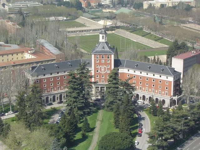 Top Các Trường Đại Học Hàng Đầu Tây Ban Nha