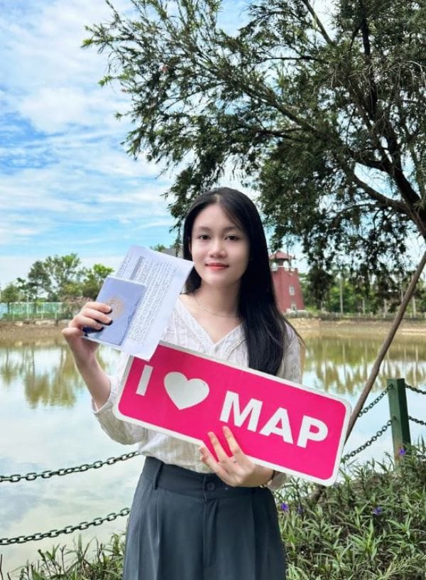 Võ Thị Mai Trinh và tấm visa đến trường SeoulTech