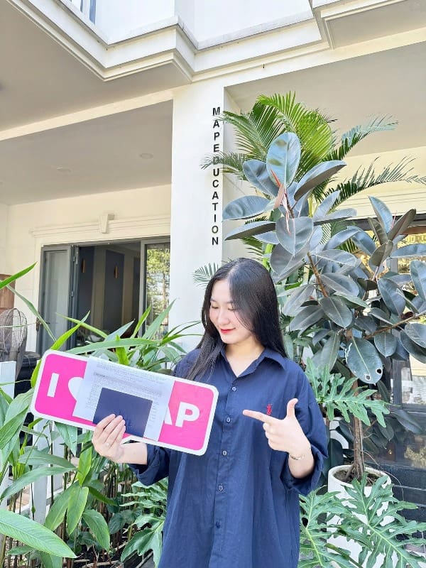 Tăng Thanh Lam nhận visa đến Inha University