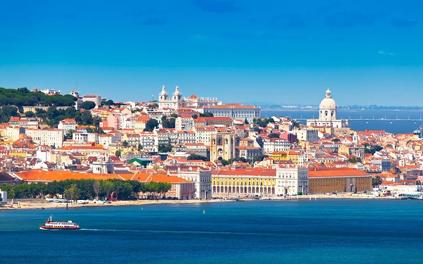 Bồ Đào Nha thanh bình với nền văn hóa và kinh tế phát triển rực rỡ