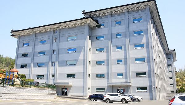 Khu ký túc xá nam tại Jungwon