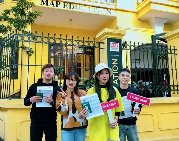 Minh Khắc, Thùy Dương, Tiến Dũng cùng MAP nhận visa thẳng đến ĐH DongAh