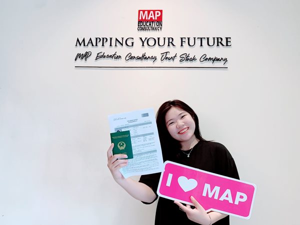 Huỳnh Trúc Anh xuất sắc nhận visa đến ĐHQG Kangwon