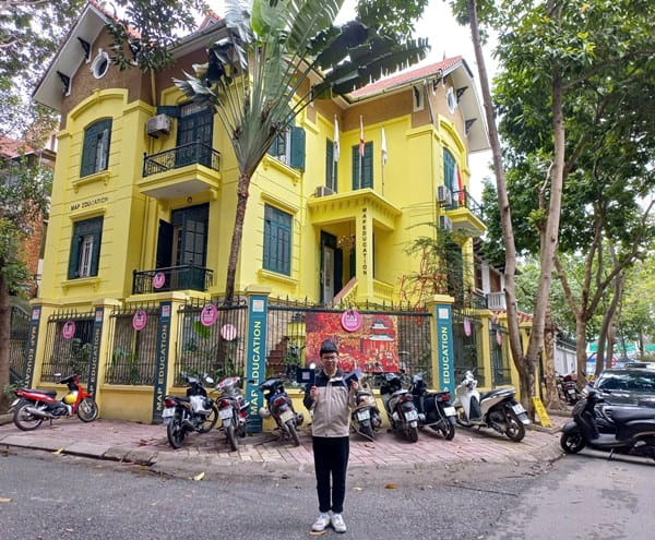 Đặng Khánh Vũ nhận visa đến đại học Hongik