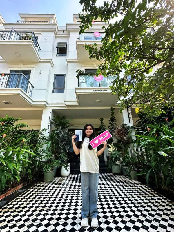 Nguyễn Huỳnh Bảo Ngọc nhận visa đến Hongik từ MAP HCM