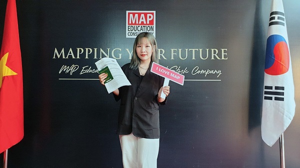 Trương Thị Trang cùng MAP nhận visa đến Hansung