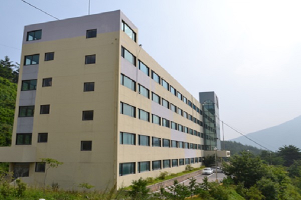 Tòa Du lịch tại Kangwon Tourism College