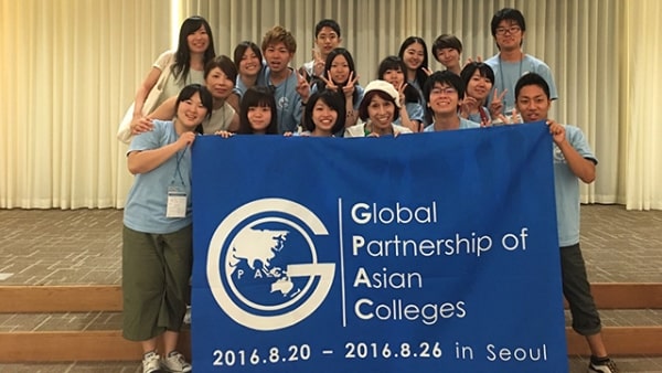 Nhiều chương trình giao lưu quốc tế tại đại học Thương mại Chiba