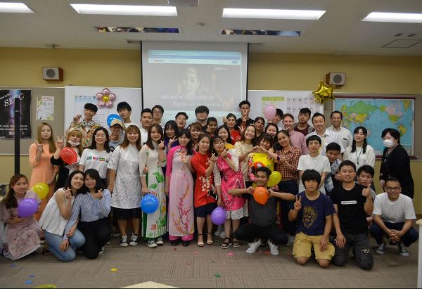 Đại học Seijo tổ chức giao lưu với sinh viên đến từ Việt Nam